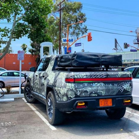 Rivian R1T Charging Status Light Bar Spotted In The Wild